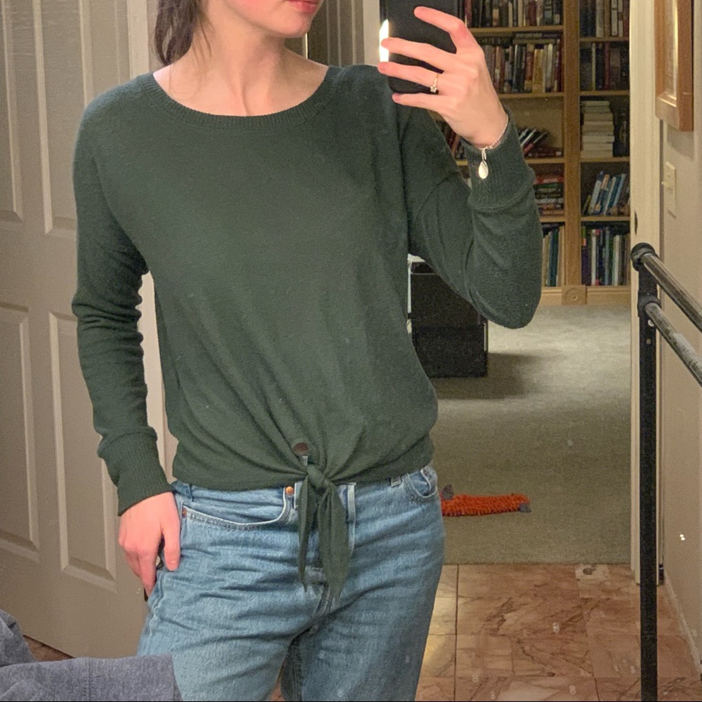 Abercrombie & Fitch green long sleeve tie front sweater shirt soft olive slouch